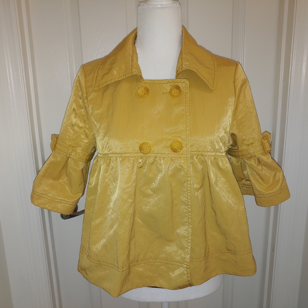 Kaidal medium mustard jacket very versatile